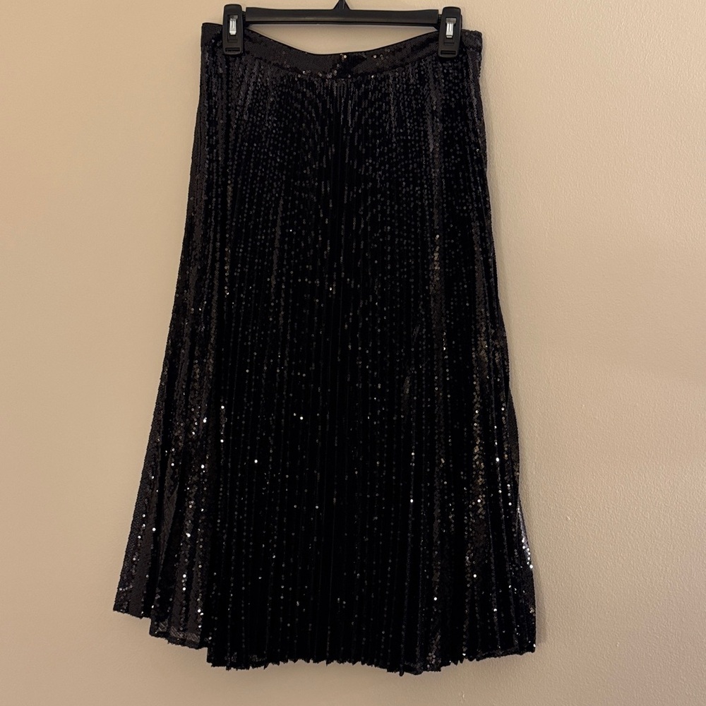 SALE CLUB MONACO Black Sequin Pleated Plisse Skirt